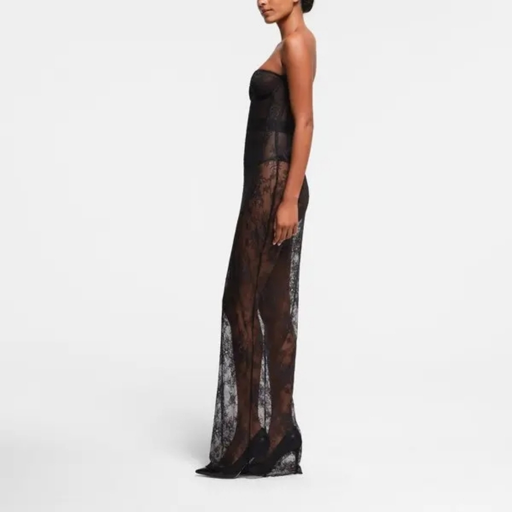 1. NWT SKIMS ULTRA FINE LACE STRAPLESS CORSET LONG DRESS - Picture 10 of 14